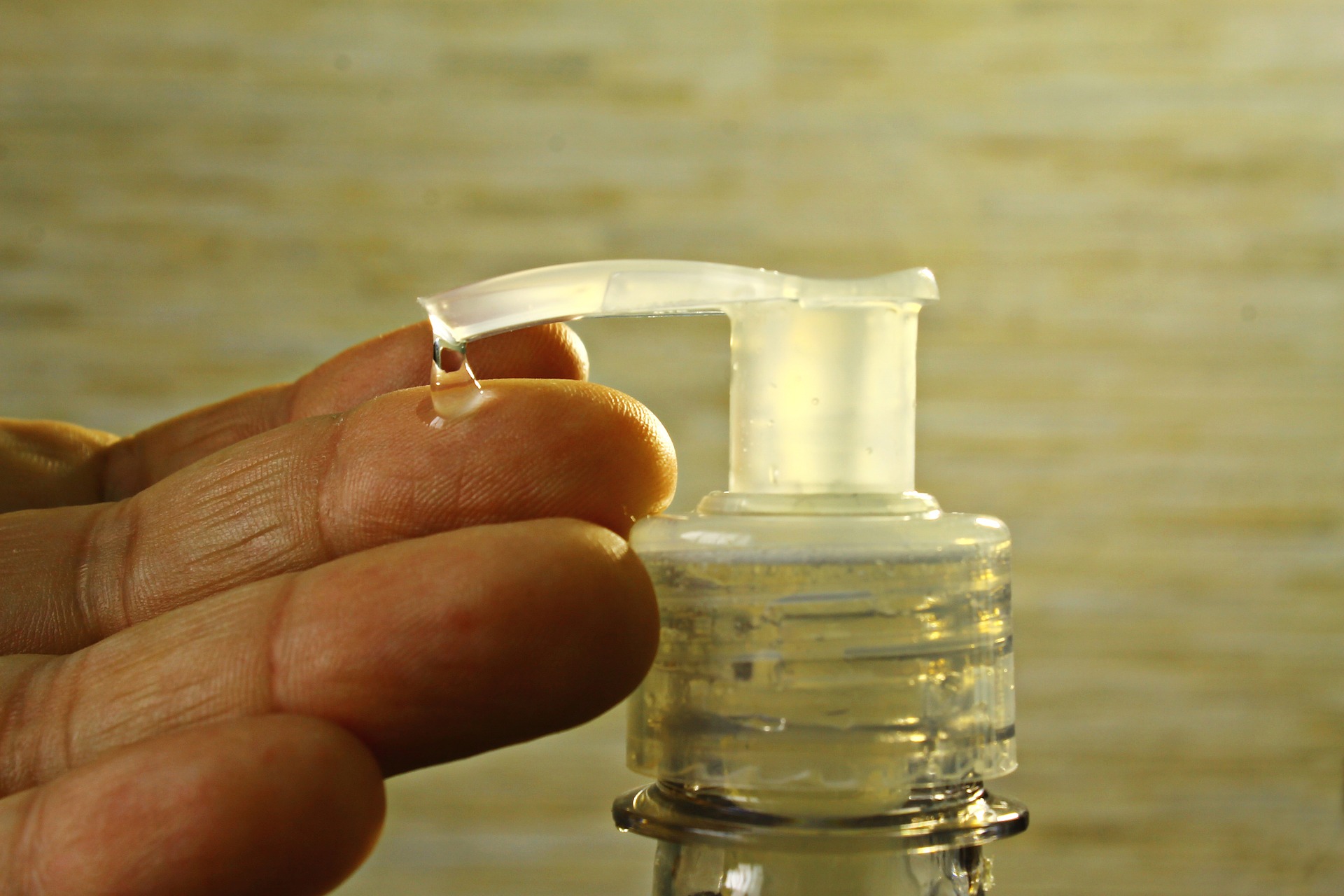 gel igienizzante e  mano.jpg